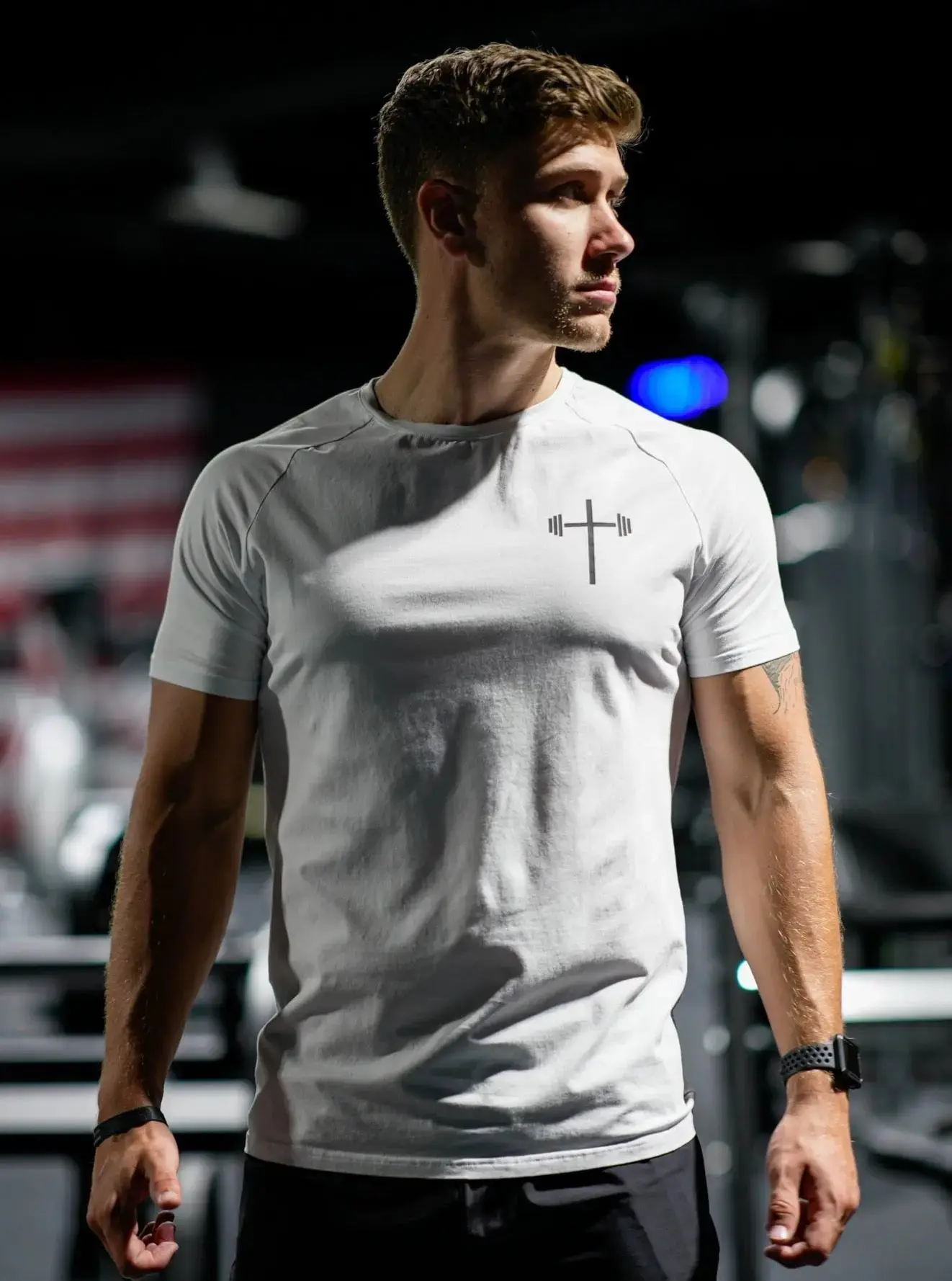 Original Fitted Performance Tee - Image 24