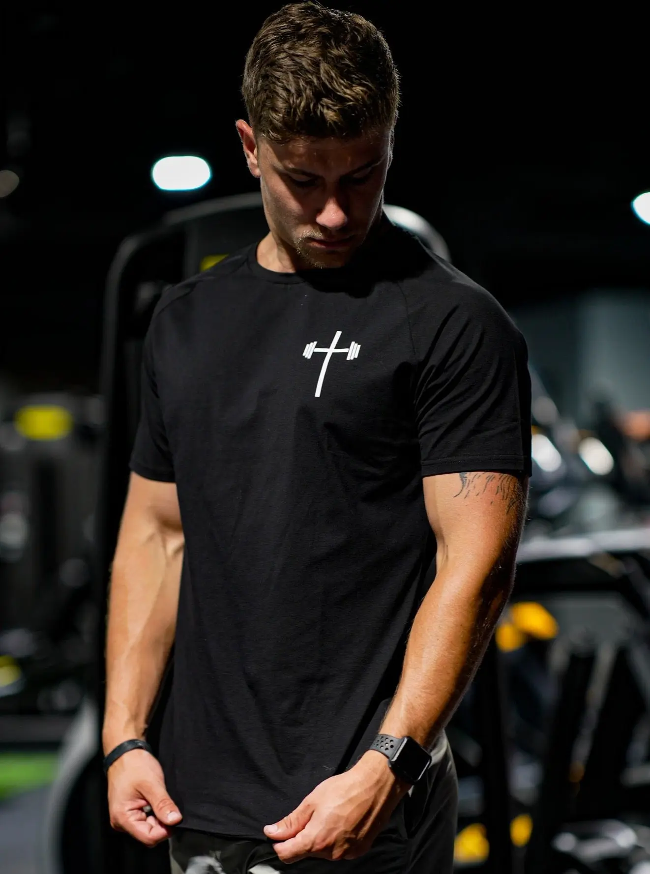 Original Fitted Performance Tee - Image 4