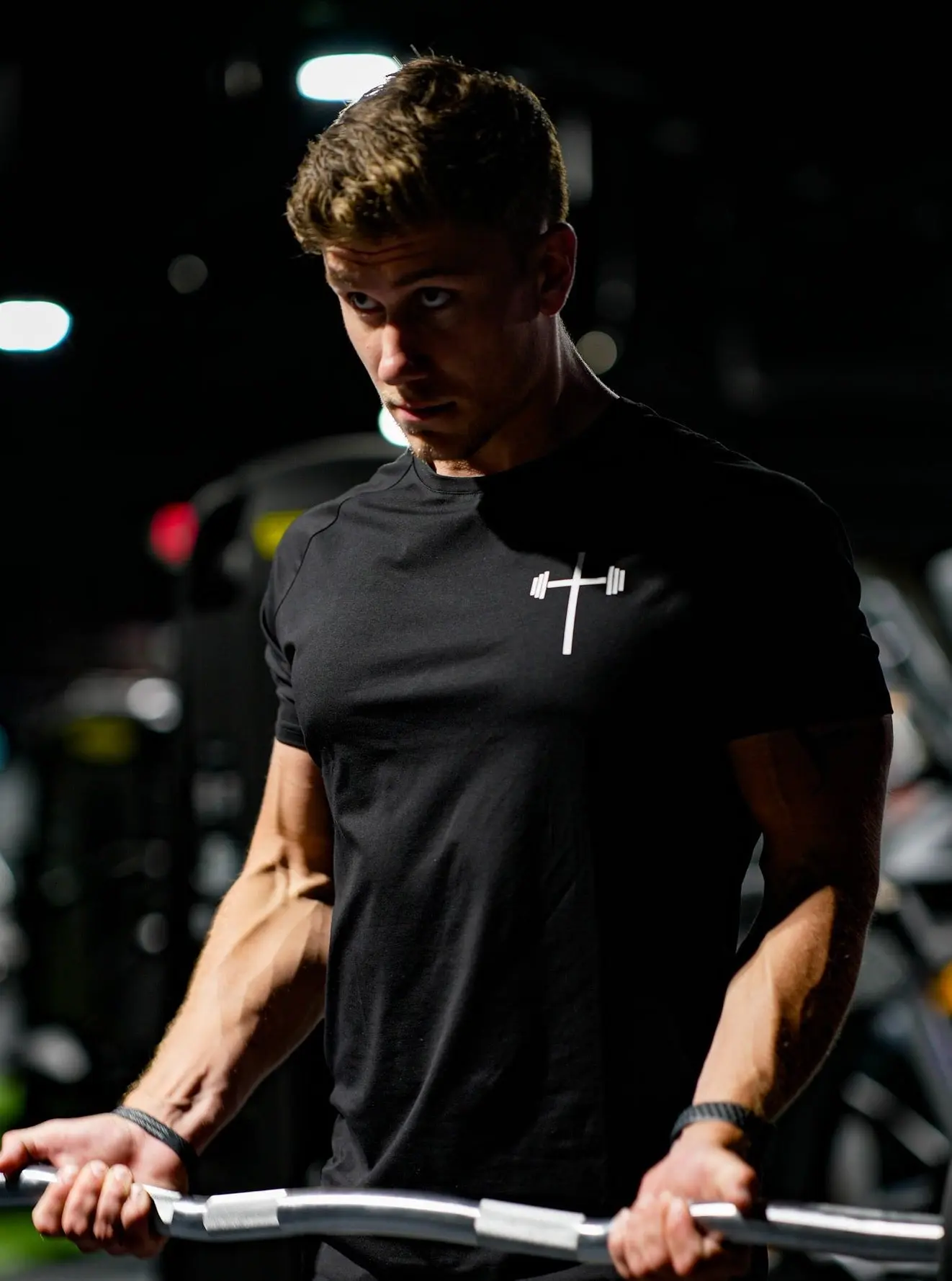 Original Fitted Performance Tee - Image 6