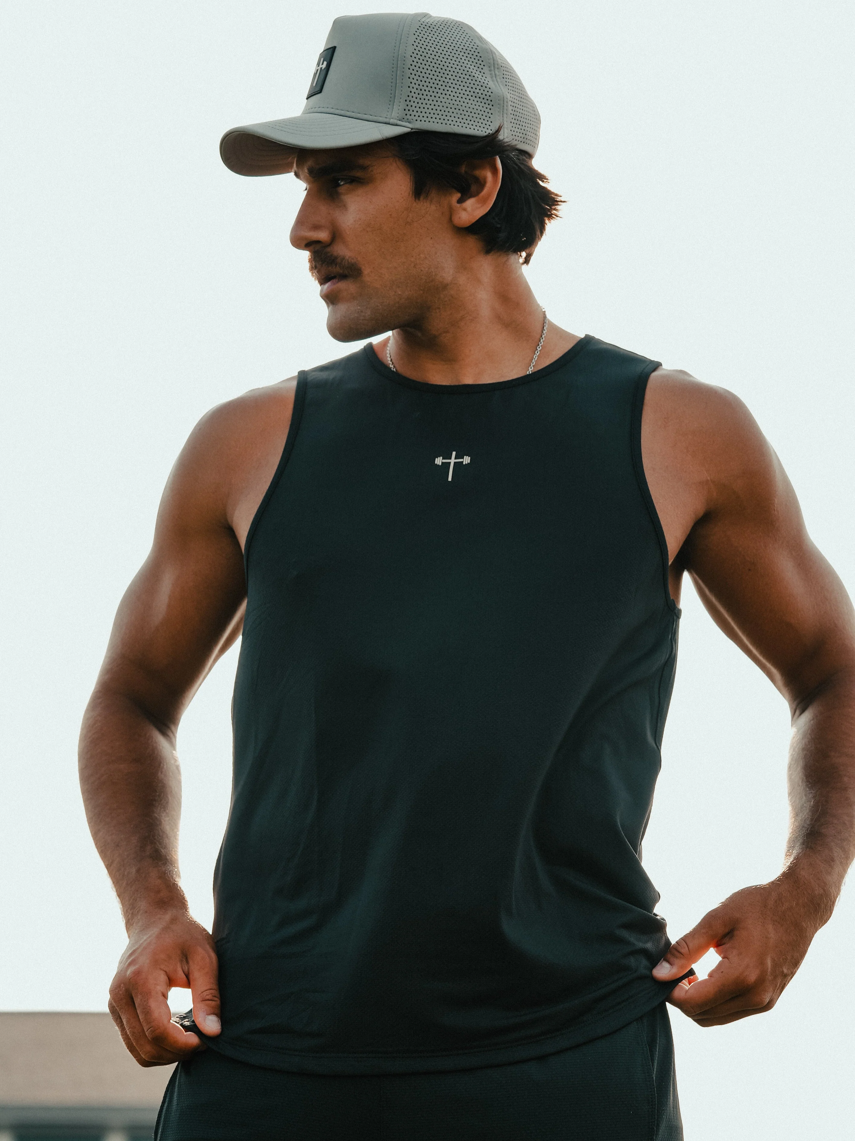 Signature Tank - Image 18